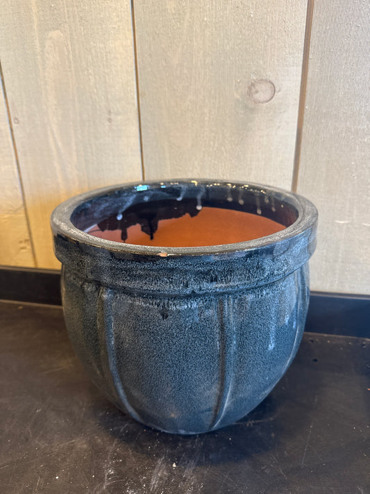 Black or White Planter