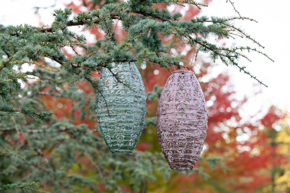 Stella Wildflower Pod Solar Lantern - Blush
