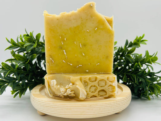 Oatmeal Turmeric & Honey Handmade Soap Bar