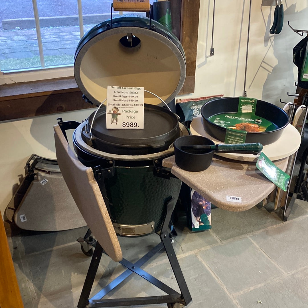 Small Big Green Egg Grill