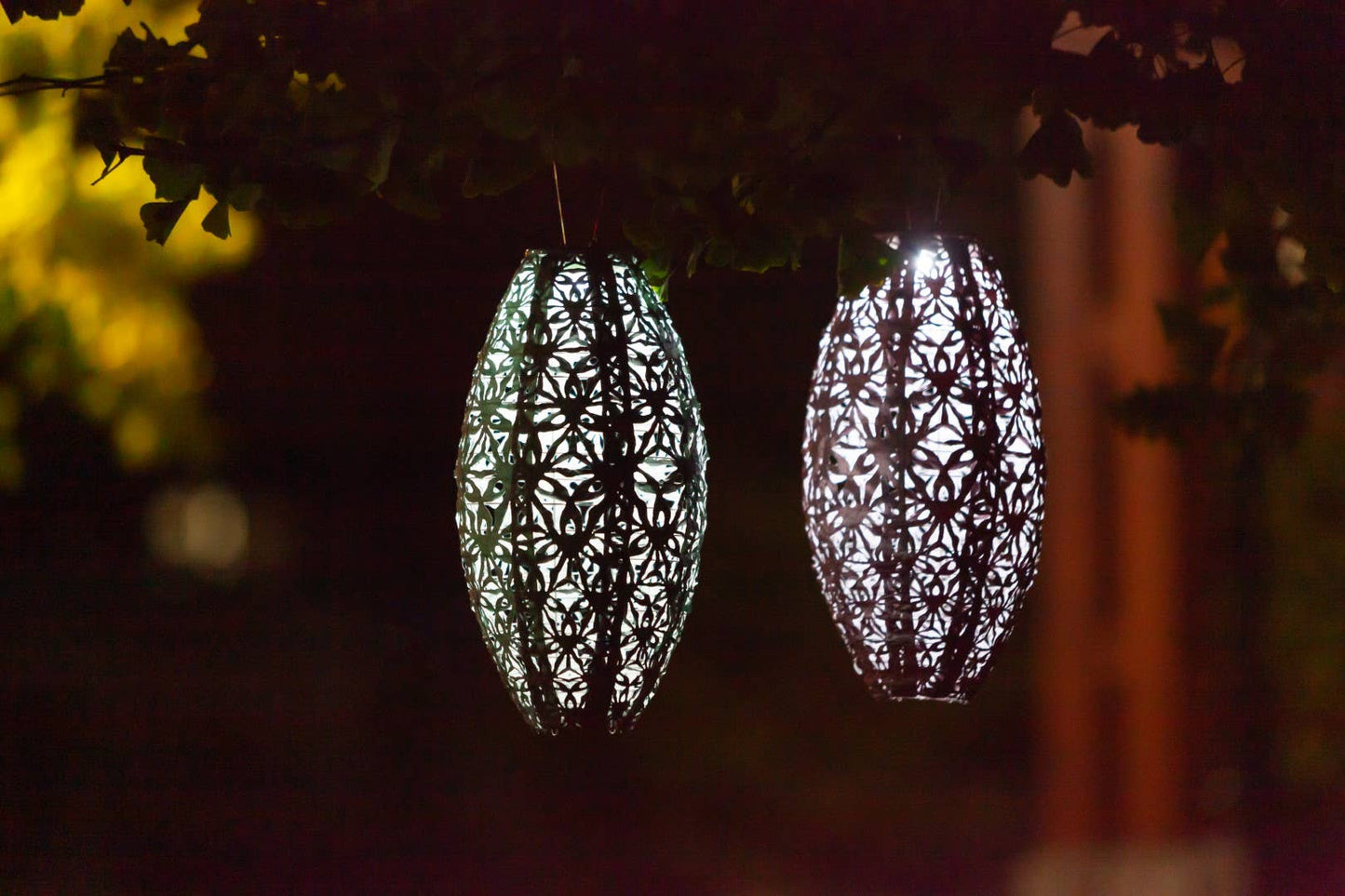 Stella Wildflower Pod Solar Lantern - Blush