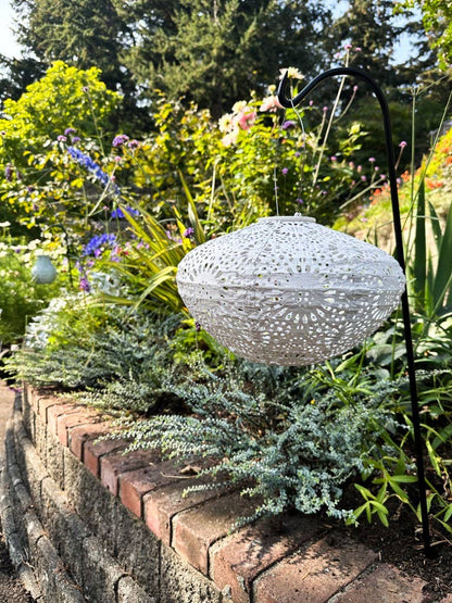 Stella Crown Chantilly Lace Solar Lantern - Porcelain