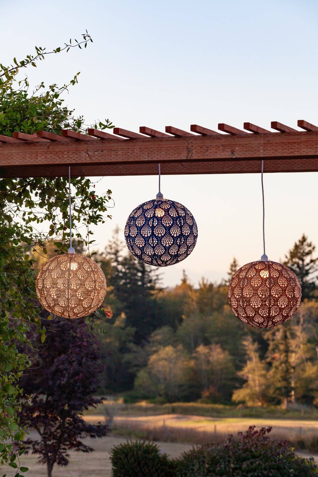 Stella Nova Outdoor Pendent Light - Dewdrop 18" Copper