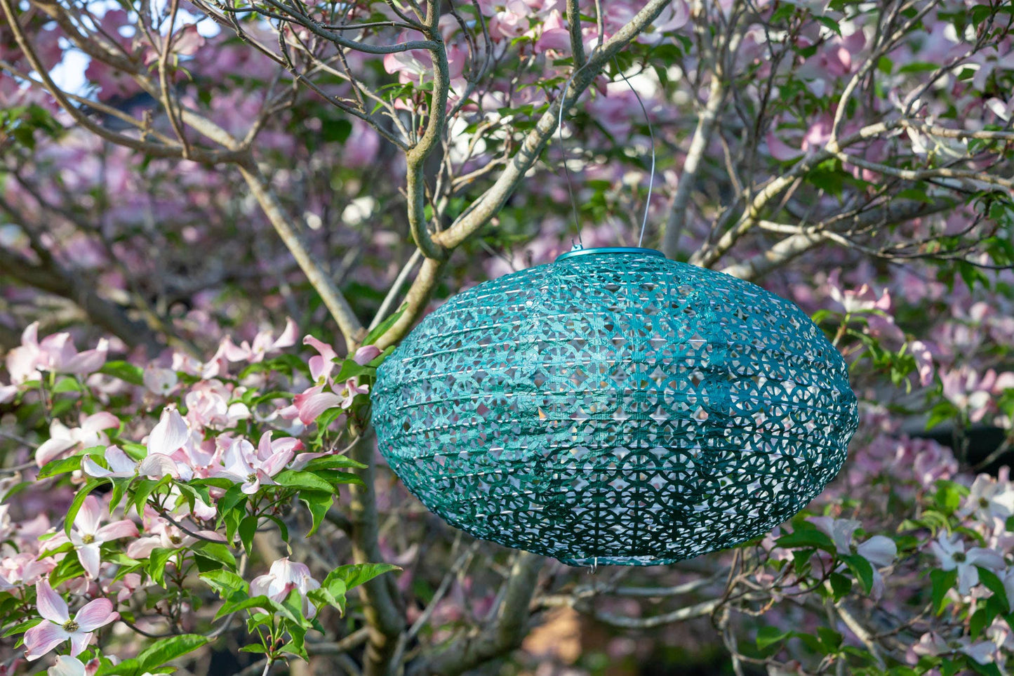 Stella Oval Wagon Wheel Solar Lantern - Met Emerald