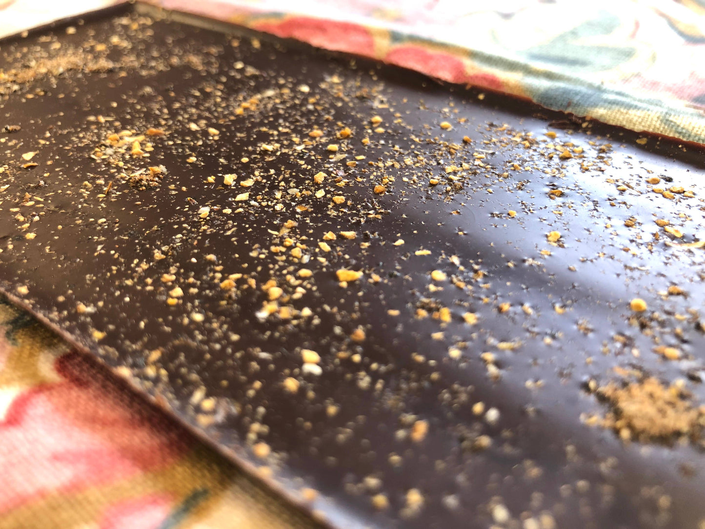 85% Organic Dark Chocolate w/ Cardamom & Lemon