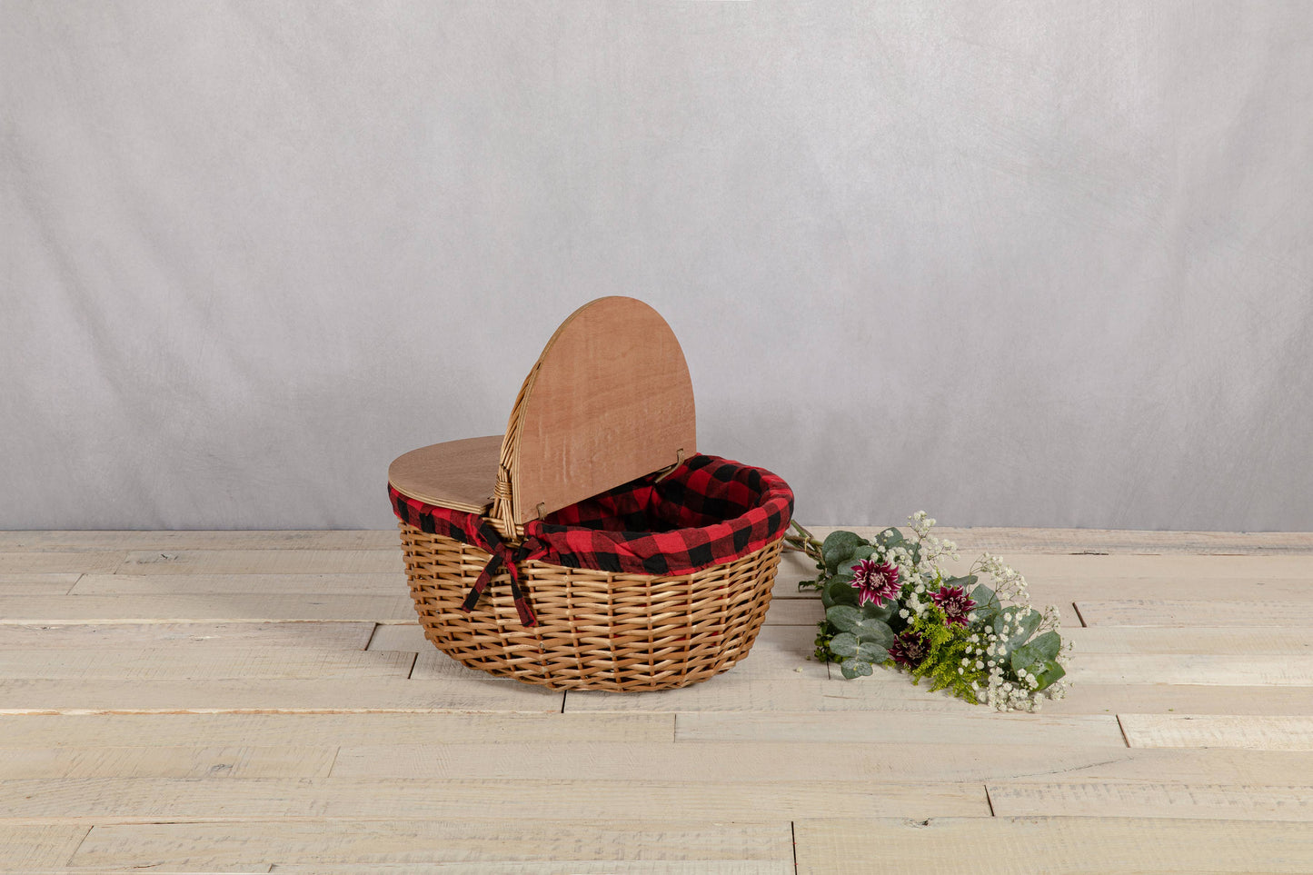 Country Vintage Picnic Wicker Basket