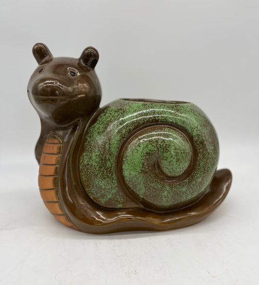 Snail Planter w/ Drainage