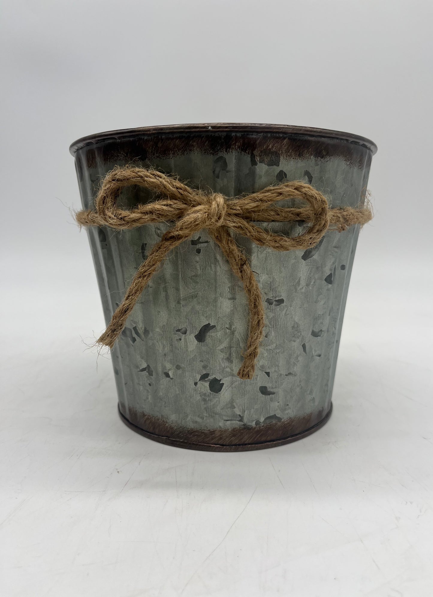 Tin Planter w/ Twine Bowl