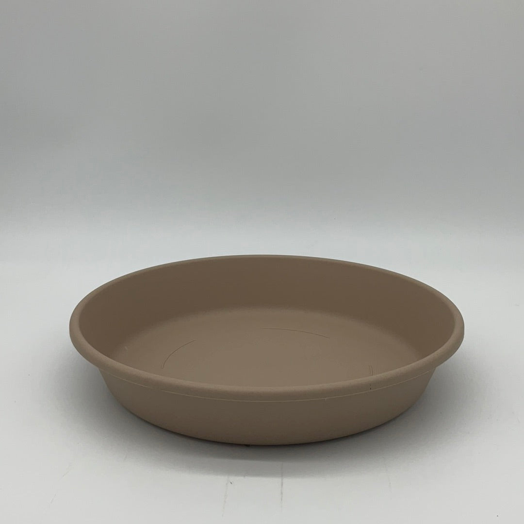 Akro-Mills Classic Plastic Saucer