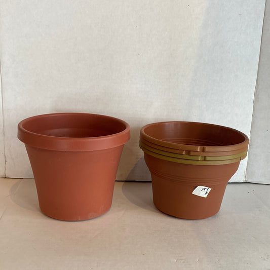 Plastic Planter (Terracotta Color)